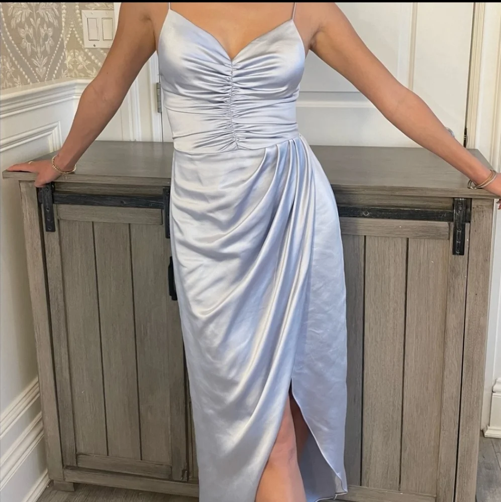 KEEPSAKE State Of Mind Gown in Pale Blue *Size 12 NWT* - Picture 1 of 7